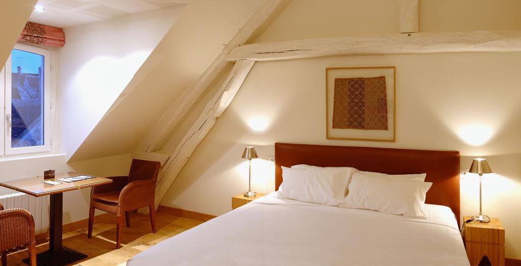 Au Vieux Moulin Villa Chablis Room photo